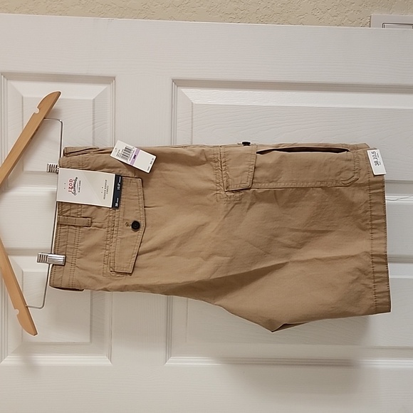 Men's IZOD Saltwater Seaside Ripstop Cargo Shorts - Picture 4 of 6